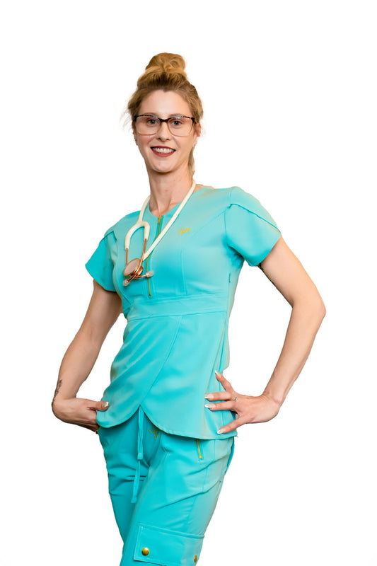 Keyana 2-Pocket Scrub Top
