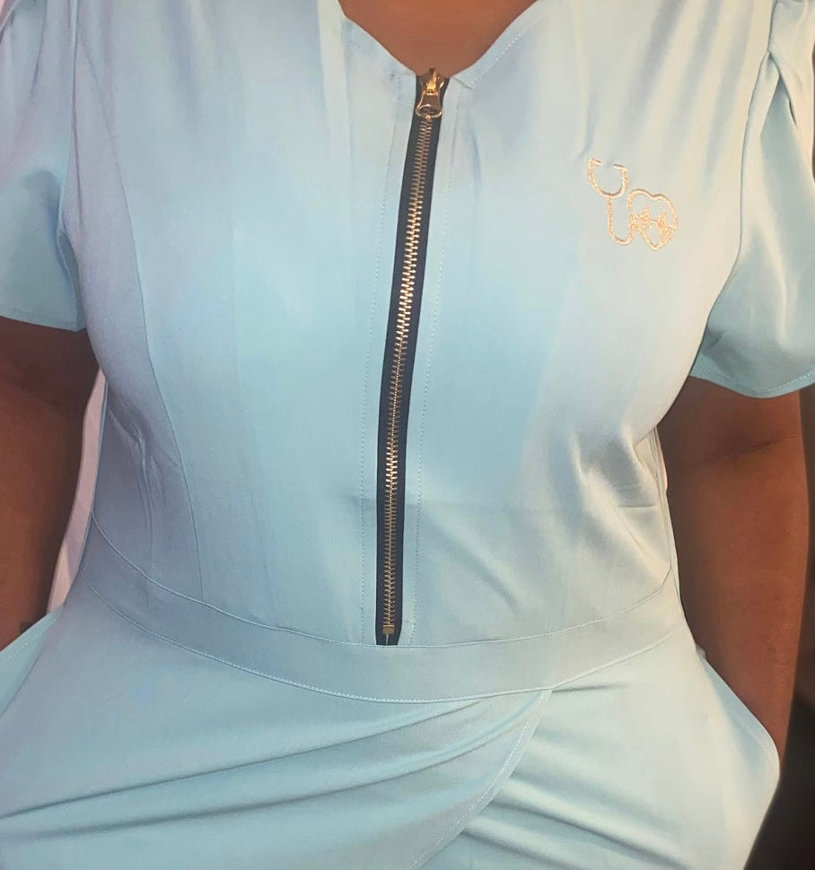 Keyana 2-Pocket Scrub Top