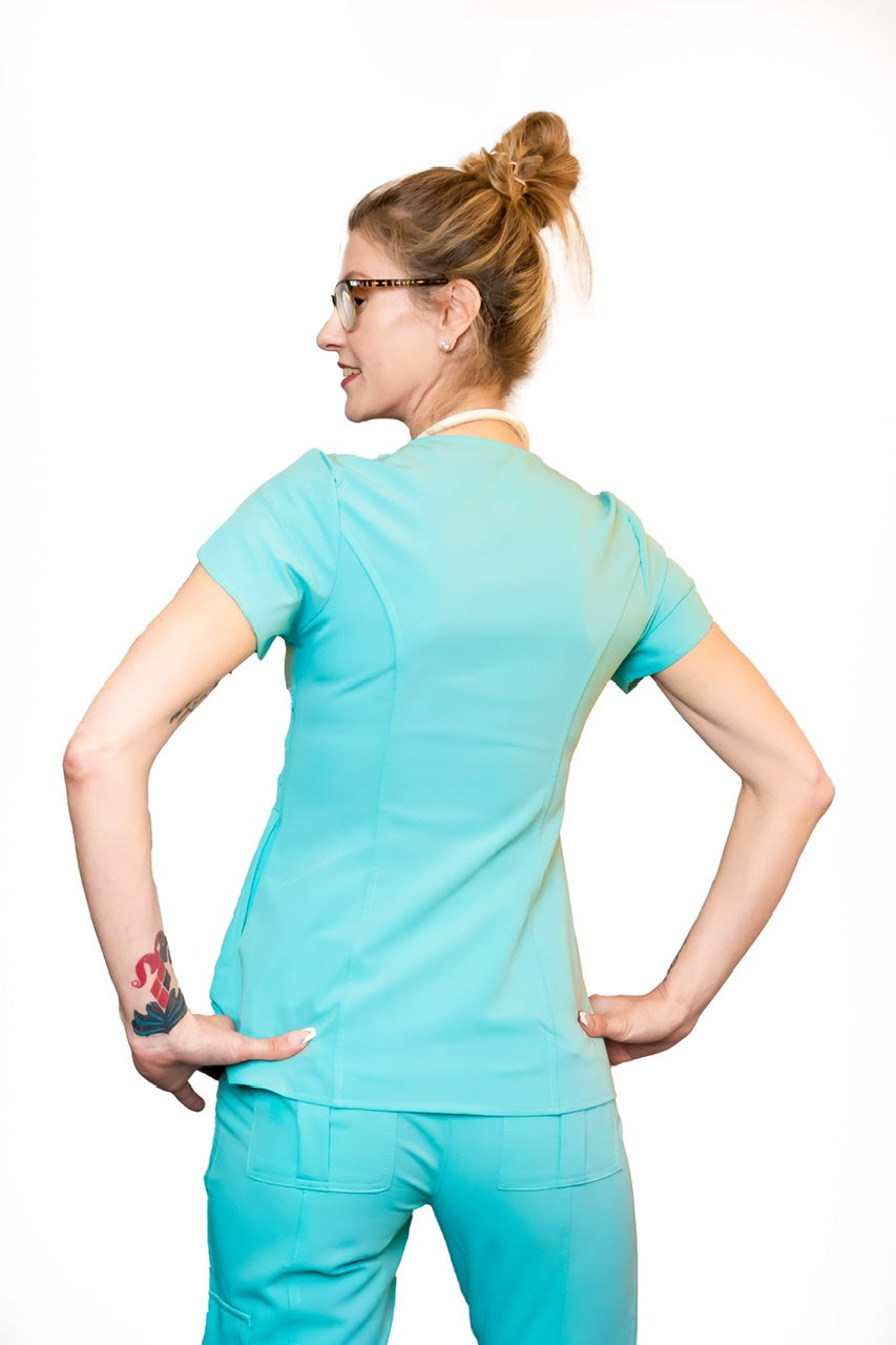 Keyana  2-Pocket Scrub Top