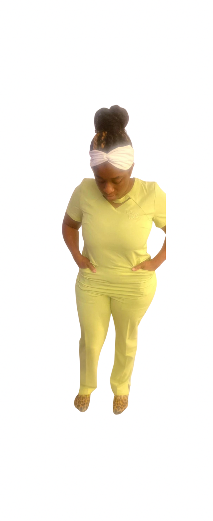 Najah 2-Pocket Scrub Top